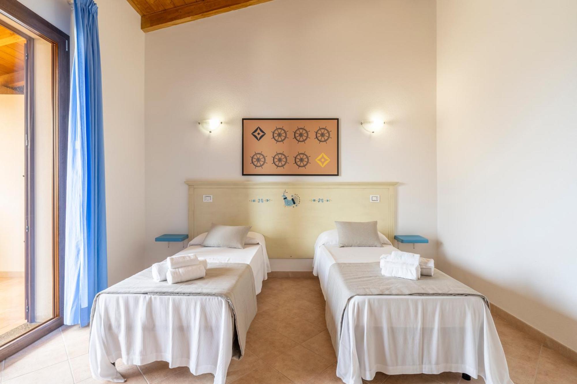 Mimose Beach Village Badesi Exterior photo