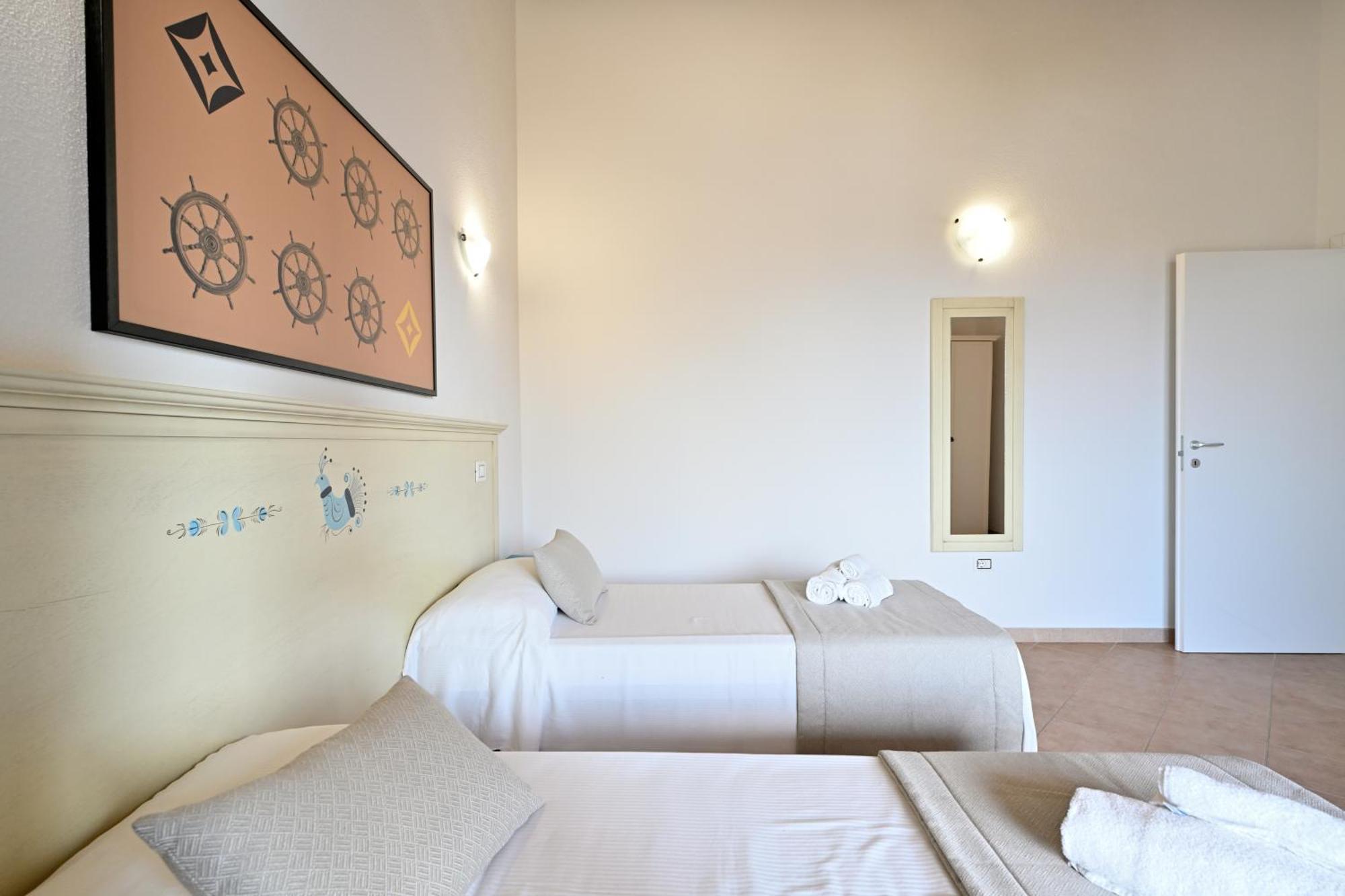 Mimose Beach Village Badesi Exterior photo