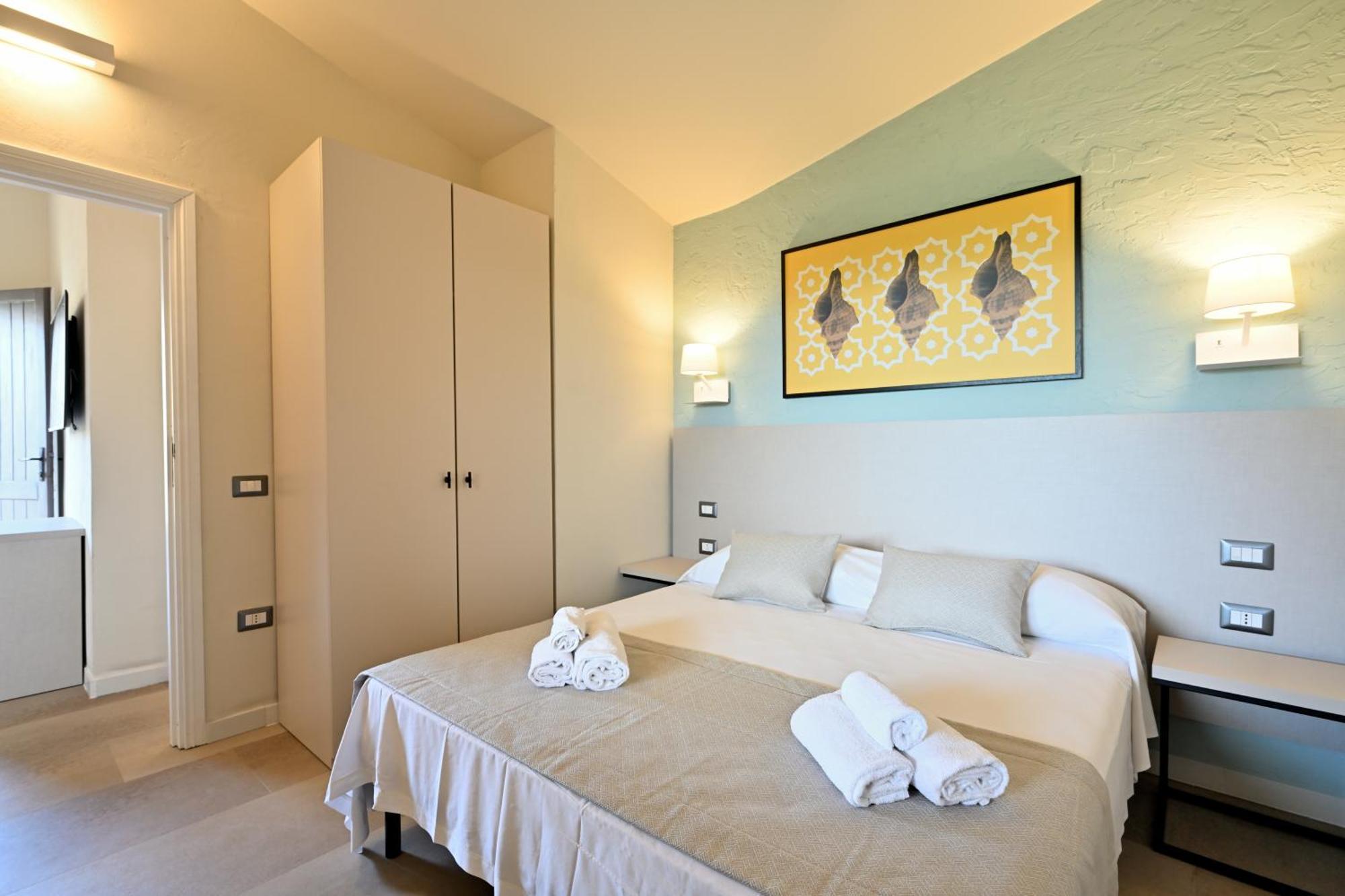 Mimose Beach Village Badesi Exterior photo