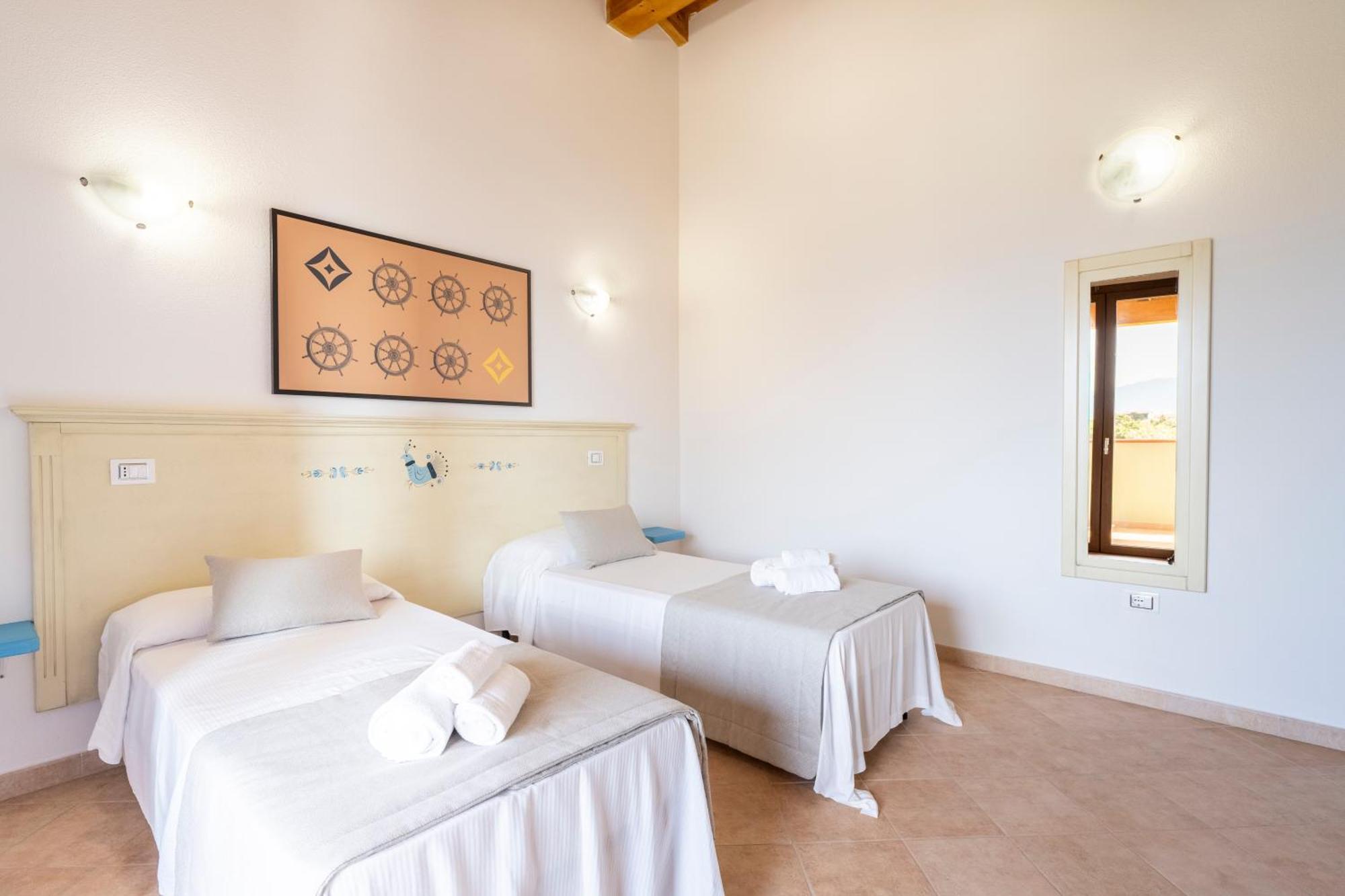 Mimose Beach Village Badesi Exterior photo