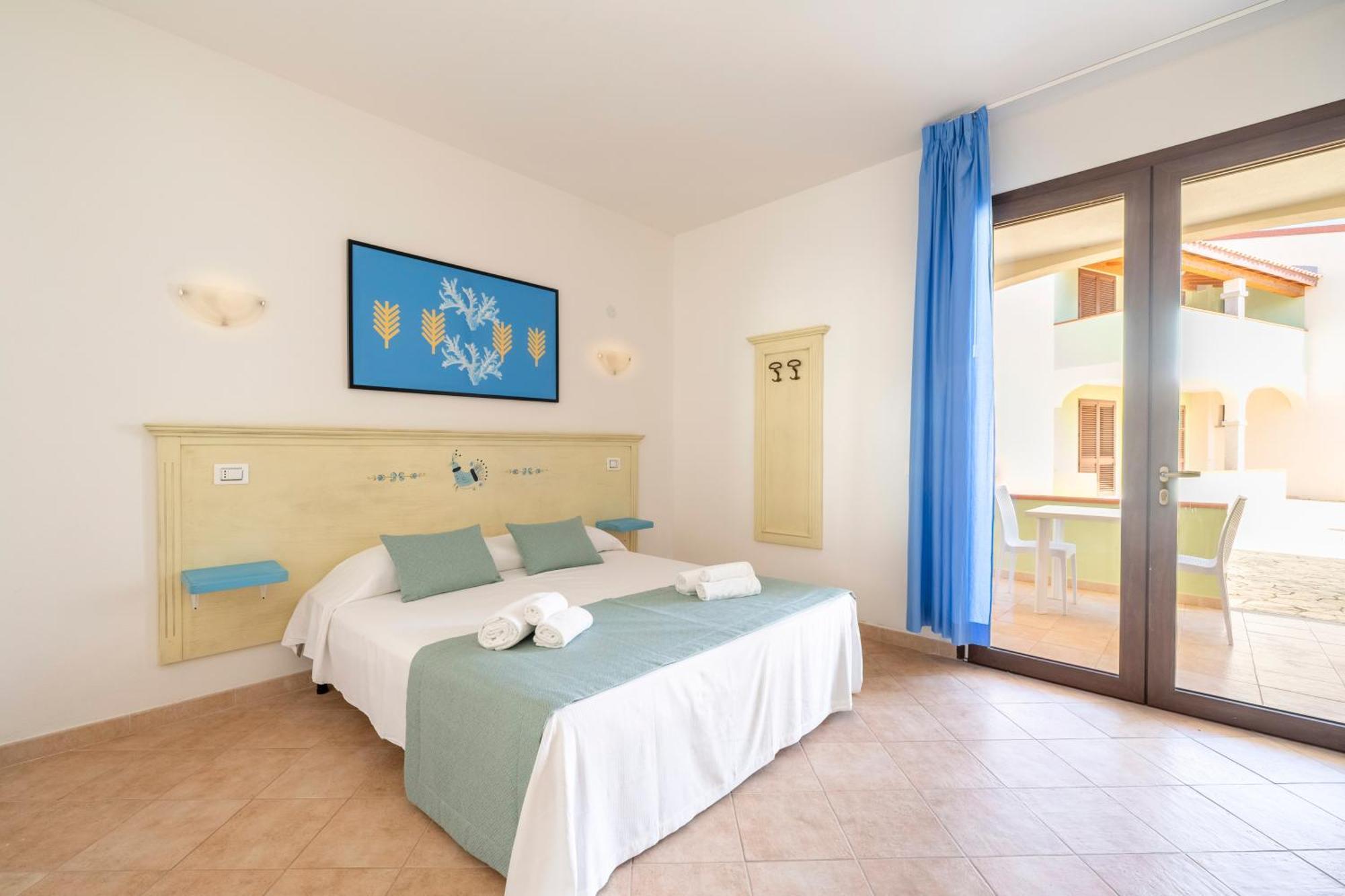 Mimose Beach Village Badesi Exterior photo